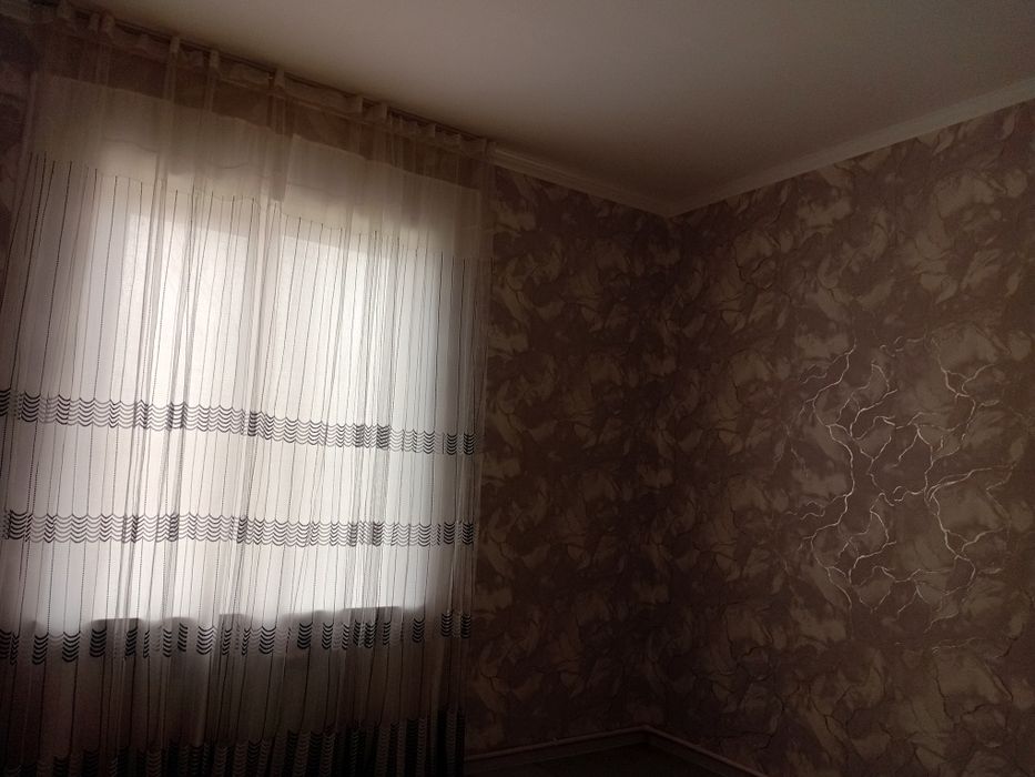 Qibray sentirida uy sotiladi