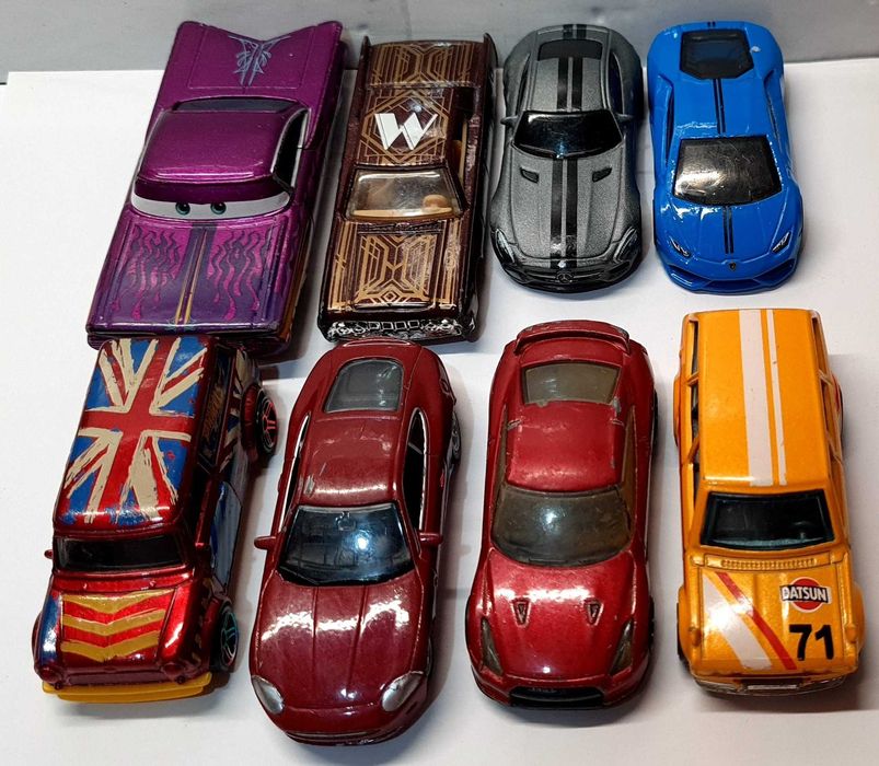 lot 8 mașinuțe de colecție, vechi, scara intre 1/55 și 1/64