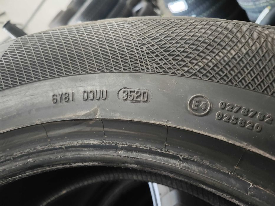 2бр. зимни гуми 235/65/17 Continental