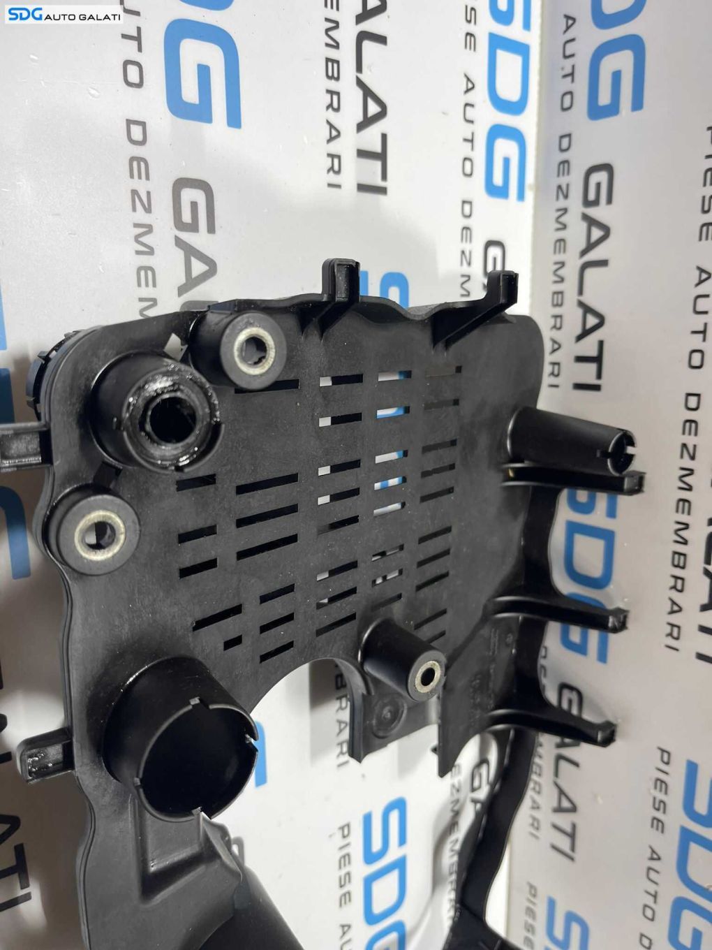 Plastic Spargator Valuri Sorb Pompa Baie Ulei Volkswagen Scirocco 2.0 TFSI CCZB 2009 - 2014 Cod 06J103138M