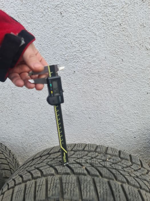 Runflat iarna 205 45 r17 aproape noi