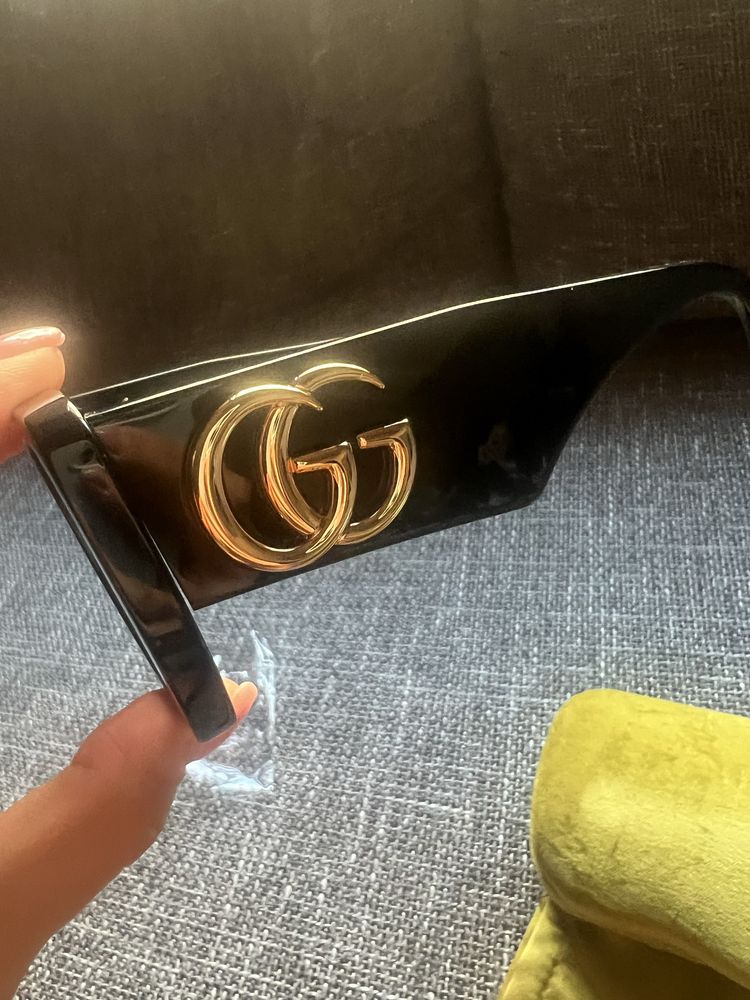 GUCCI - дамски слънчеви очила