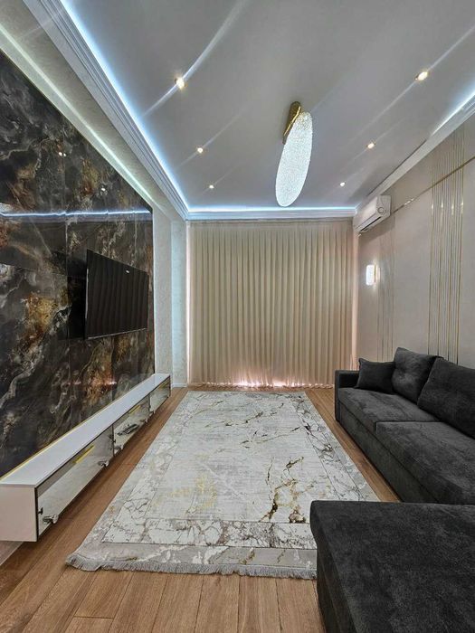 Продам 3-х комнатную в ЖК класса люкс.Чиланзар Ц кв-л.метро М.Улугбек