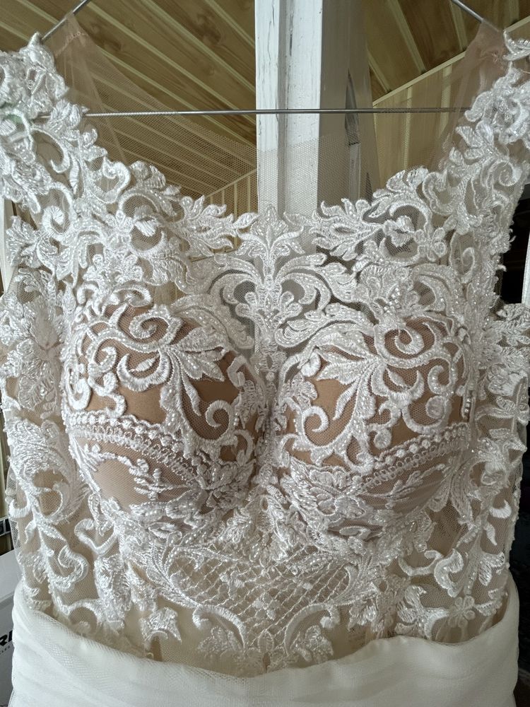 Vand rochie de mireasa