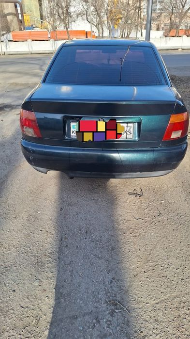 Продам машину ауди а4 б5 95 1,8