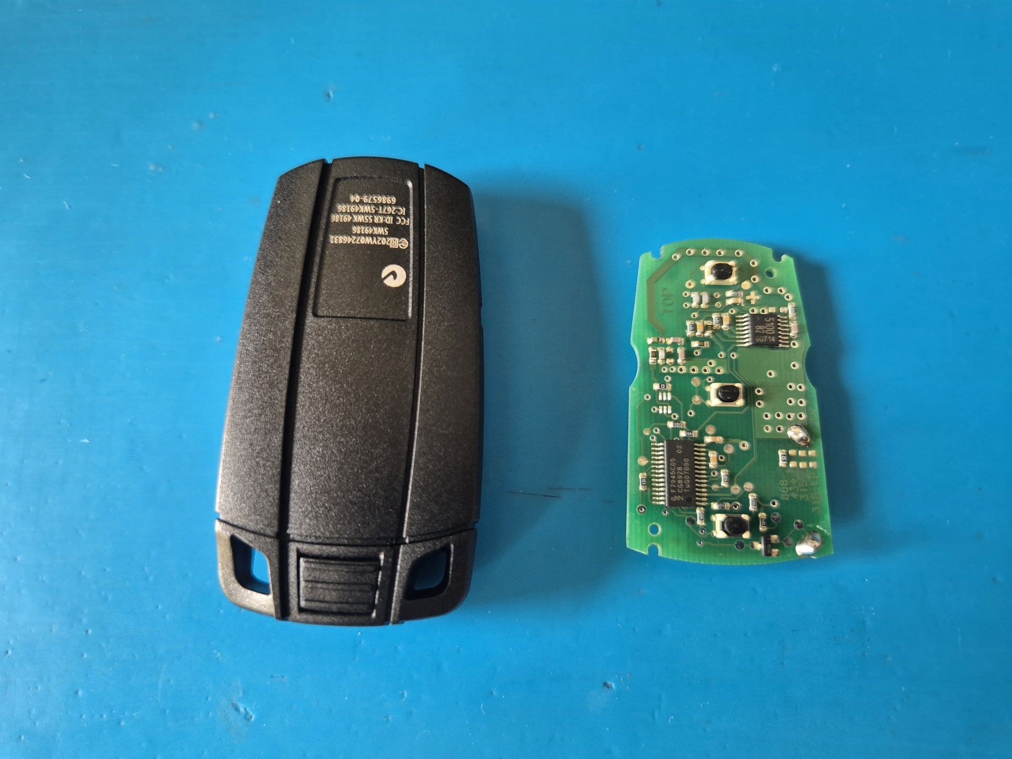 Ключ ОЕМ Bmw e90,е91,e92,е60,e61,e70,e87 868mhz-презареждаема Батерия!