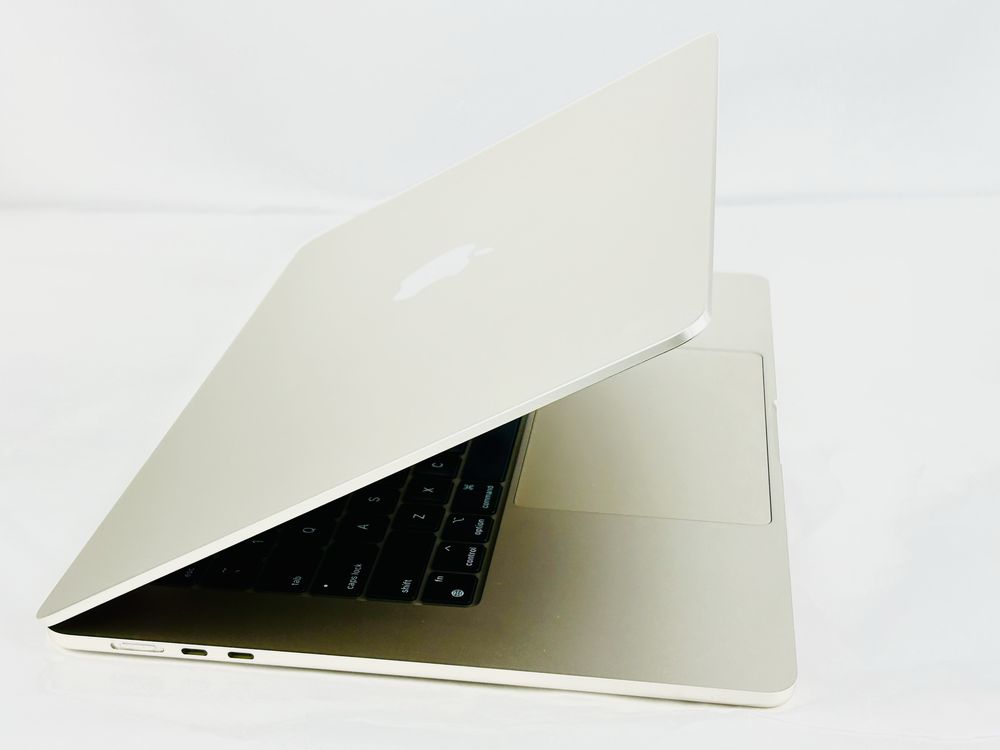Apple MacBook Air 15 M2 8RAM 256GB Starlight 99% Батерия! Гаранция!