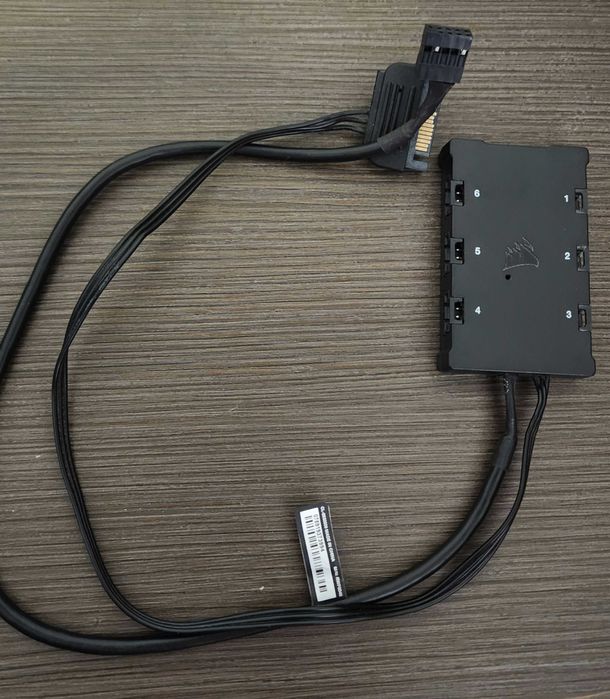 Corsair Lighting Node CORE iCUE + 3 Fans