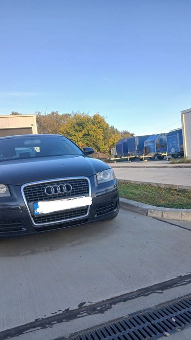 Vând Audi A3 8P 2008 (motor defect)