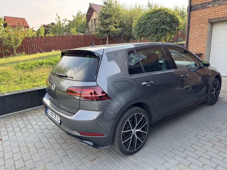 Volkswagen Golf 7  Facelift 2019 1.5 TSI 150CP R-Line