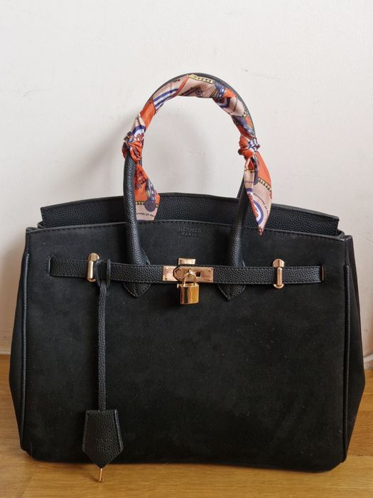 Голяма, елегантна дамска чанта - чисто нова!