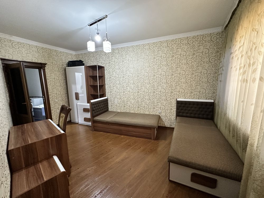 Продаётся 5/1/5 на Карасу-4 Мебелью,Техникой,Палисадником и парковкой