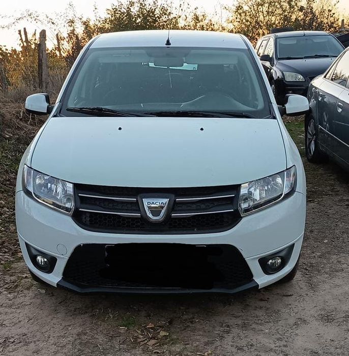 Vând Dacia Logan