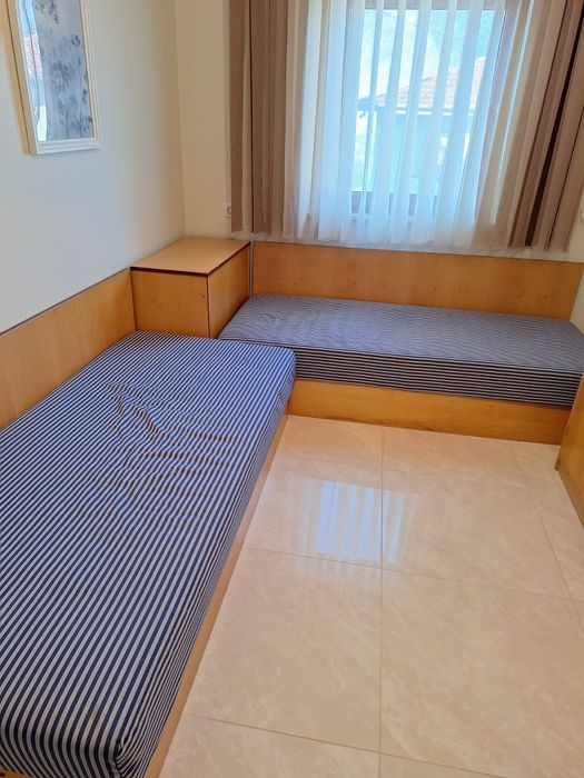 Ъглови легла с матраци 186/80 и ракла