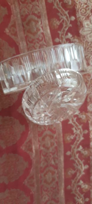 Bomboniera cristal, adusa din Anglia