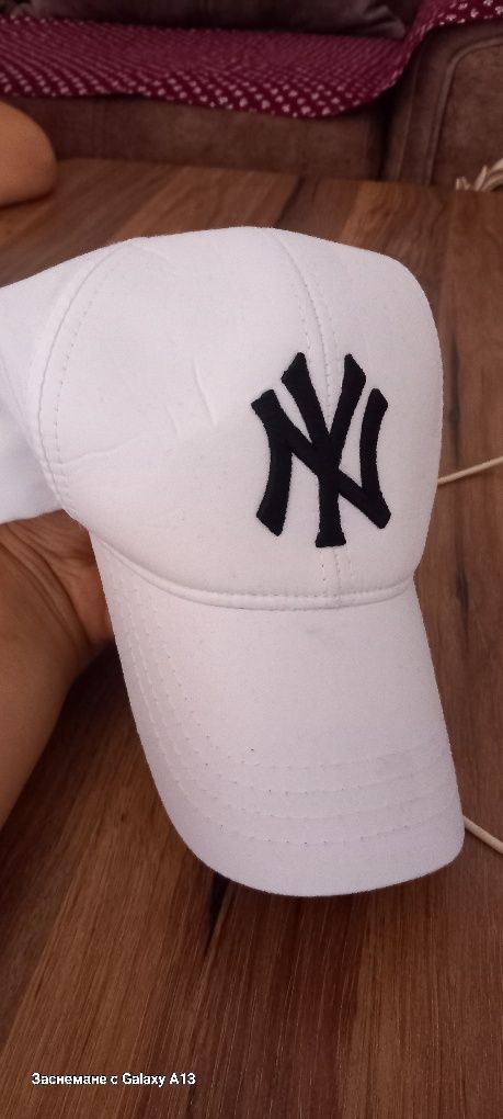 Шапка new york yankees