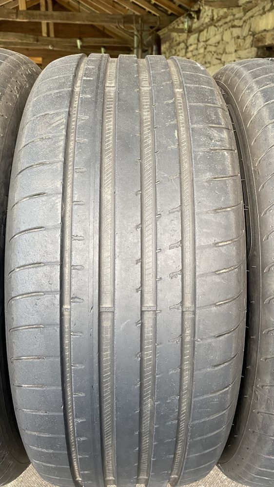 Летни гуми Goodyear Eagle F1 235/50/18