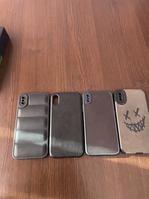 Iphone XS + подарък 4 калъфа