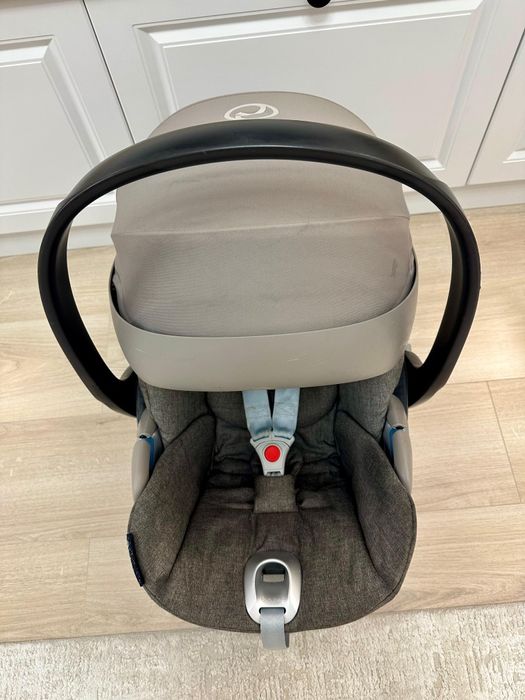 Scoica auto Cybex Cloud Z + baza isofix