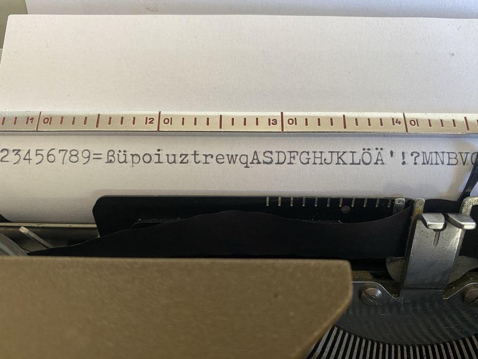 Masina de scris consul army