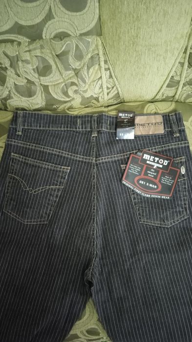 Продам новые мужские джинсы фирма: метод