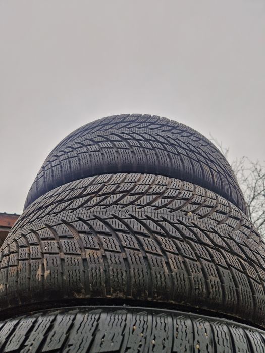 235 40 18 iarna M+S Nokian 2021