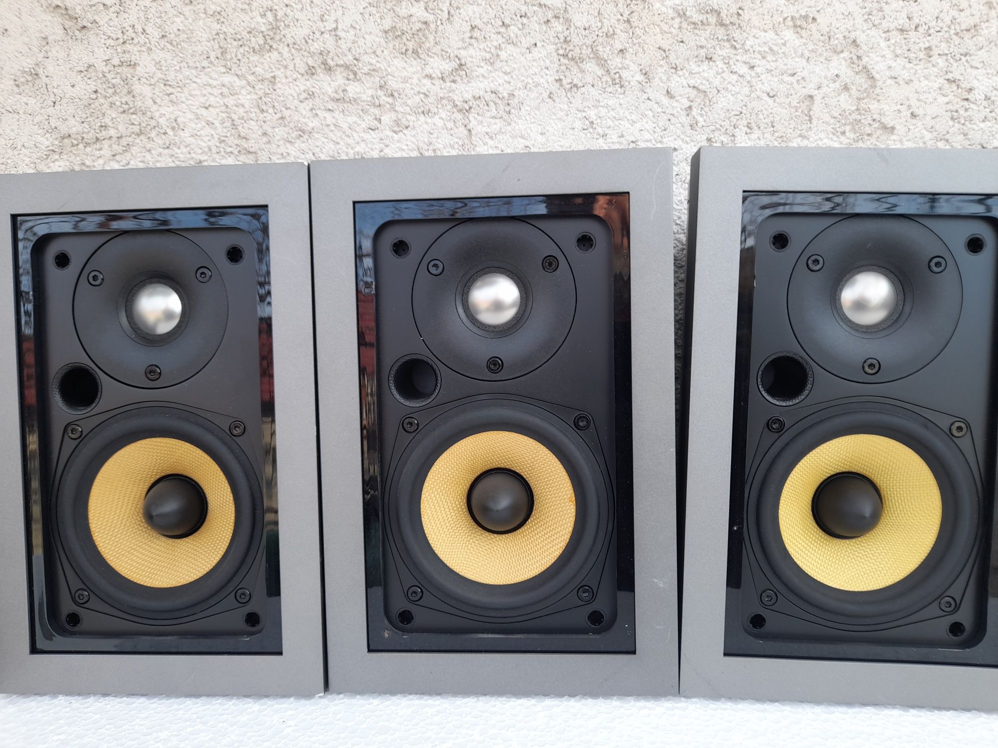 boxe surround Bowers & Wilkins FPM2