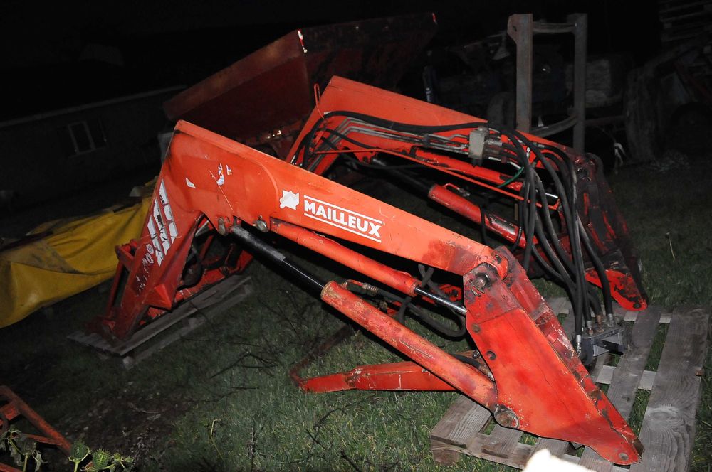 Tractor Case Powershift 5140 140 CP 4x4 cu Incarcator Frontal Malleux