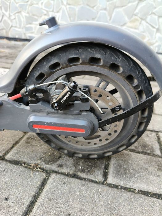 Vând trotineta electrica AovoPro