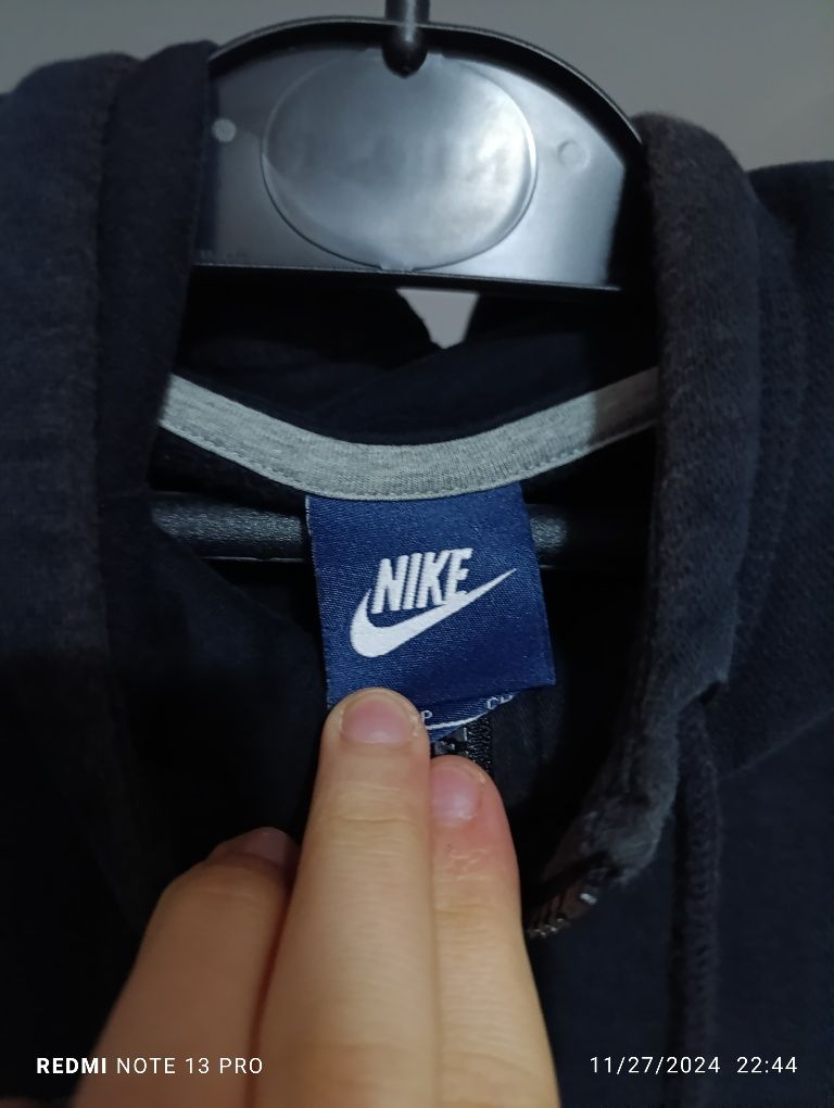 Hanorac  Nike cu fermoar