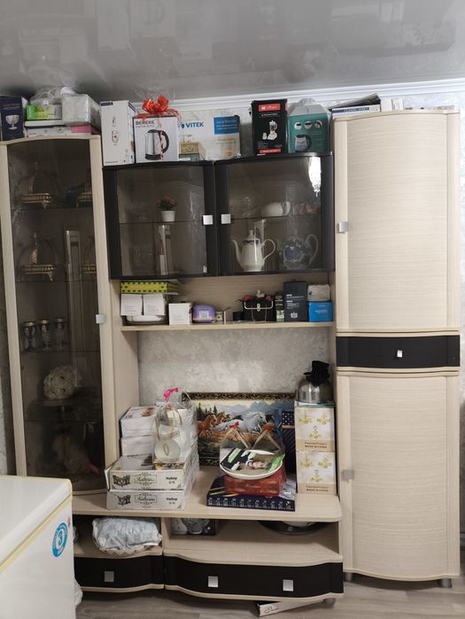 Продам гостиной стенка