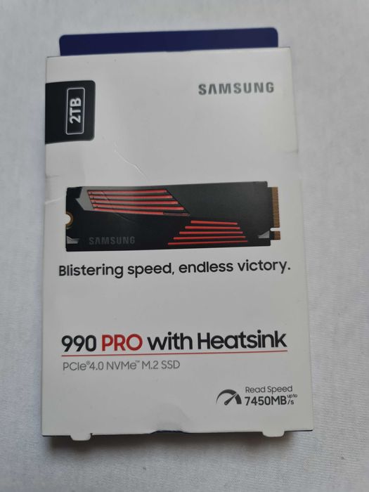 Samsung 990 Pro M2,with heatsink