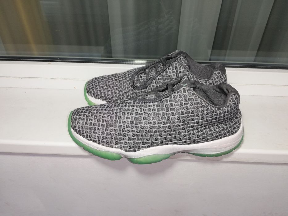 Vand pantofi sport Jordan originali nr 43