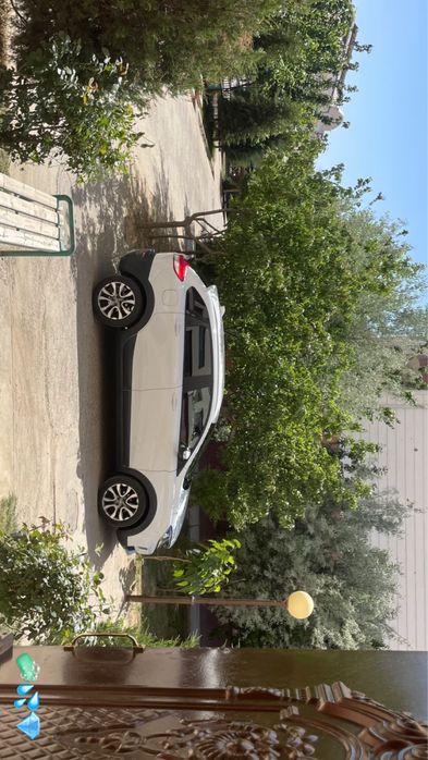LADA XRAY CROSS 3 pozitsiya