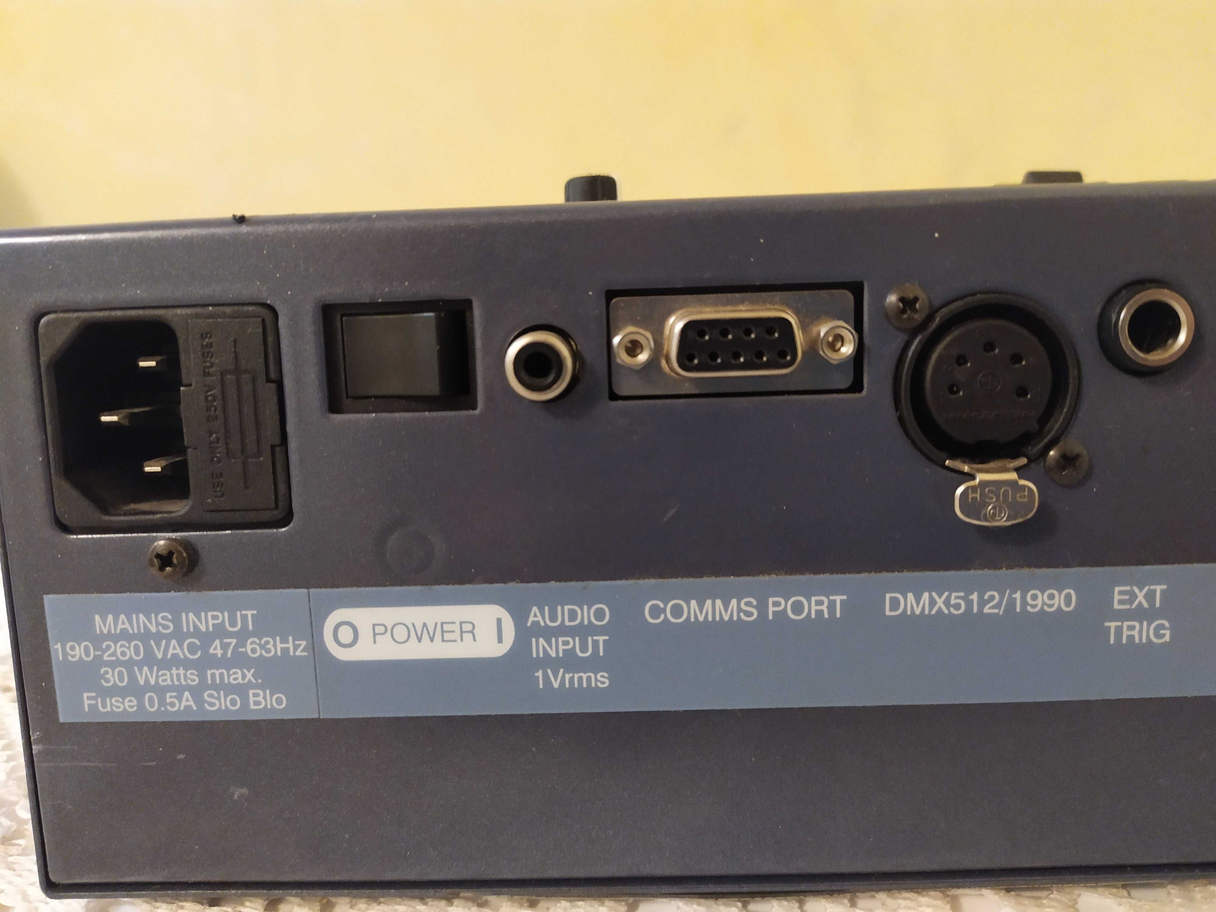 DMX контролер ,управление за осветление LSC Minim .