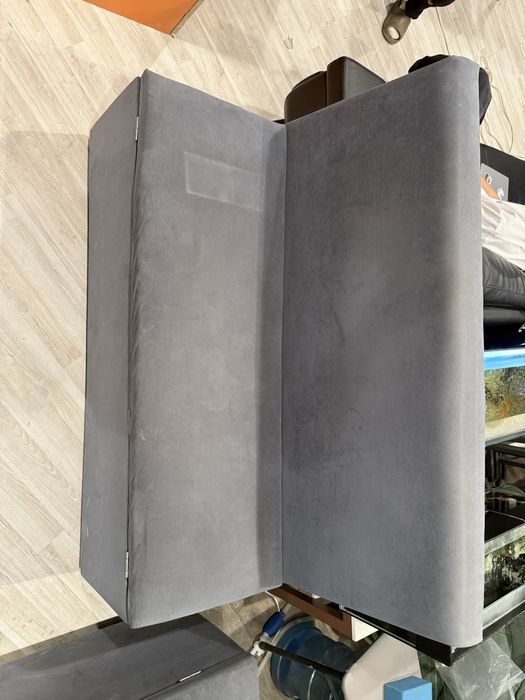 Диван для холла 2 штуки