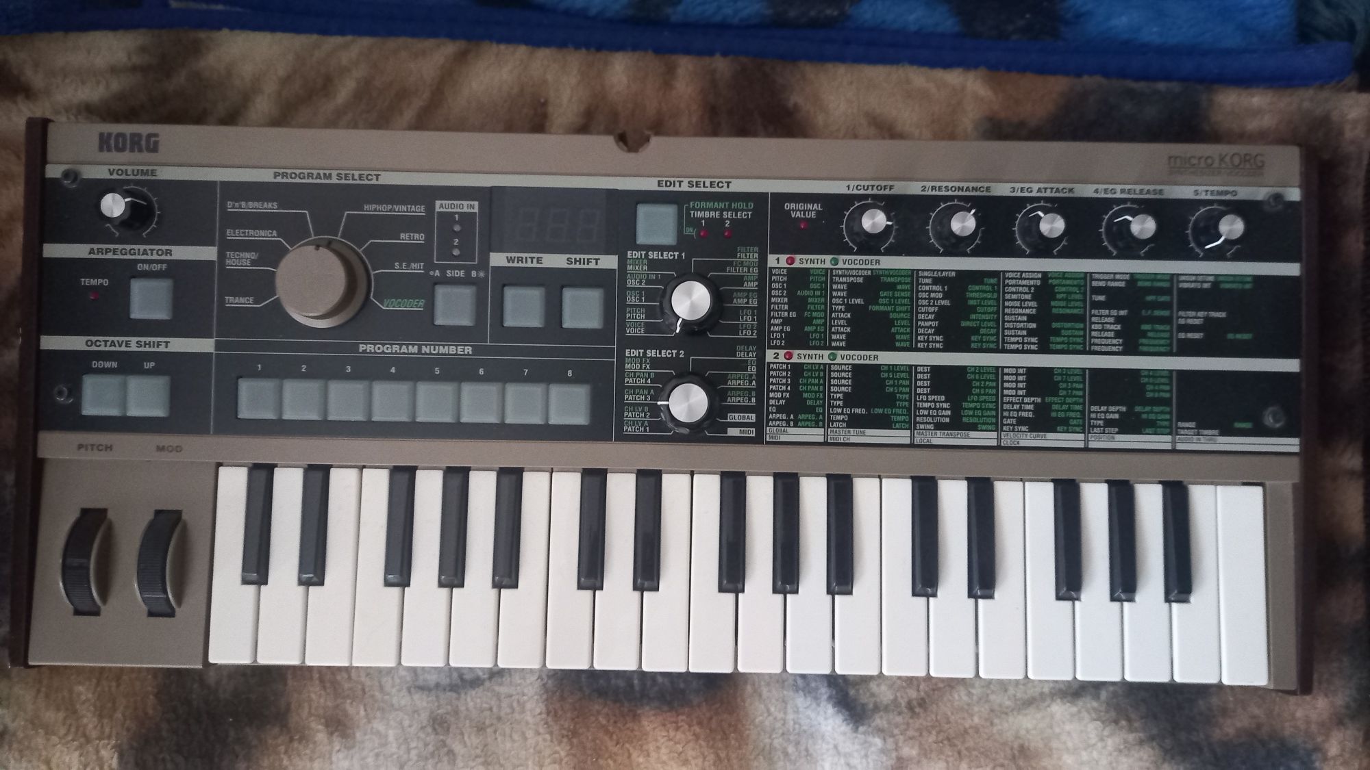 Синтезатор KORG microKORG MK1