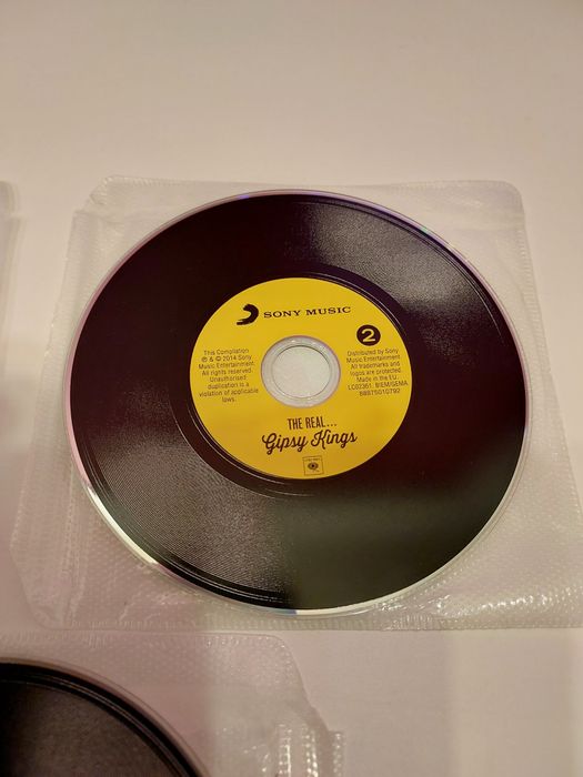 Set de 3 cd-uri Gipsy Kings. Colecție personală. Ca noi.