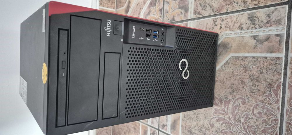 Unitate pc i5 8500 16gb ddr4 ssd M2 240GB VIDEO R9 255 2gb DDR5