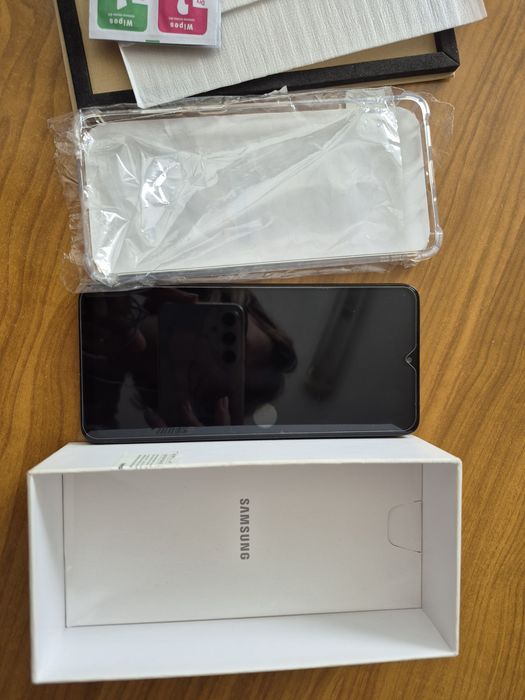 Чисто нов Samsung Galaxy A33 5g  128GB