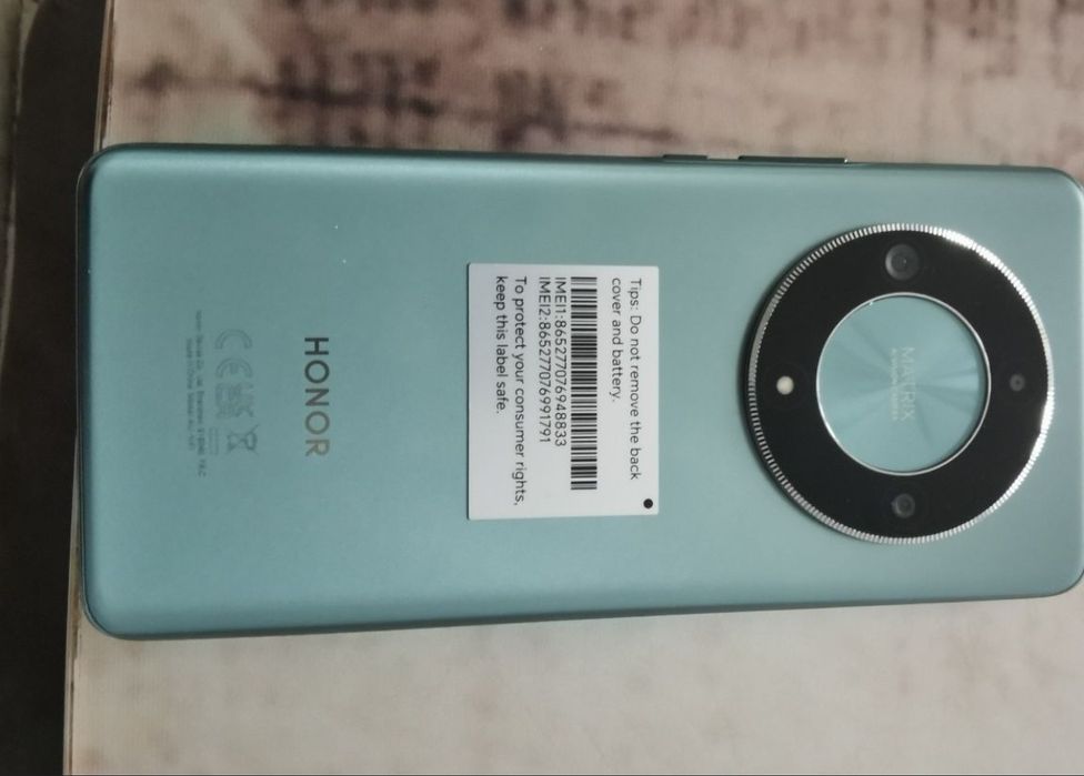 Vând honor magic 6 lite