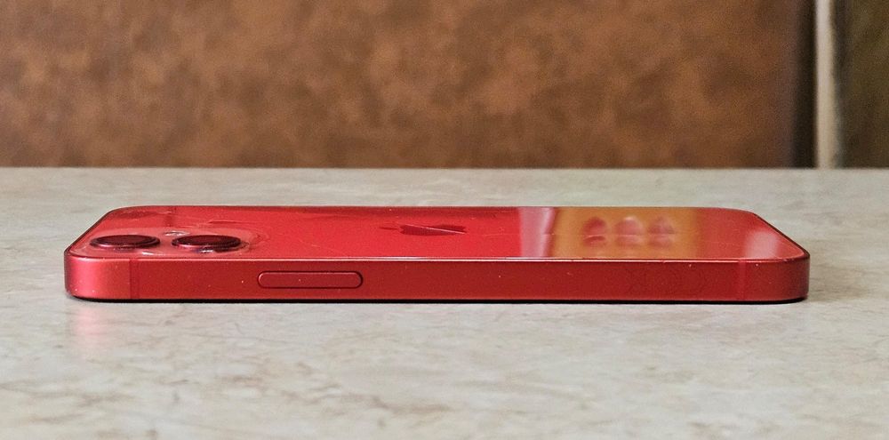 iPhone 12 mini red product