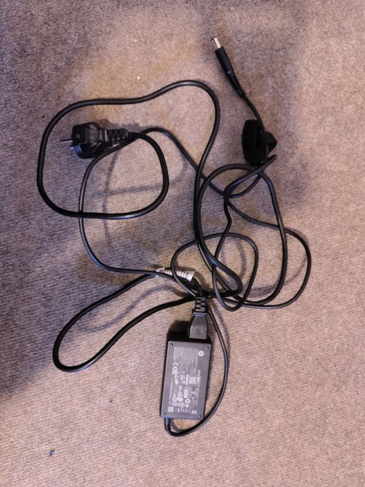 Incarcatoare/alimentatoare HP de 65W si 90W