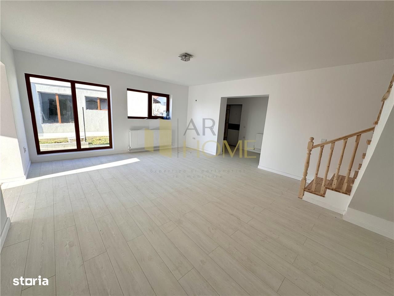 Vanzare casa 4 camere, in Strejnicu, la 5 minute de Ploiesti