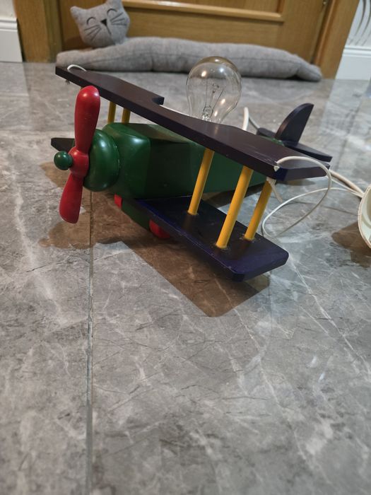 Lampa/lustra copii - avion de lemn