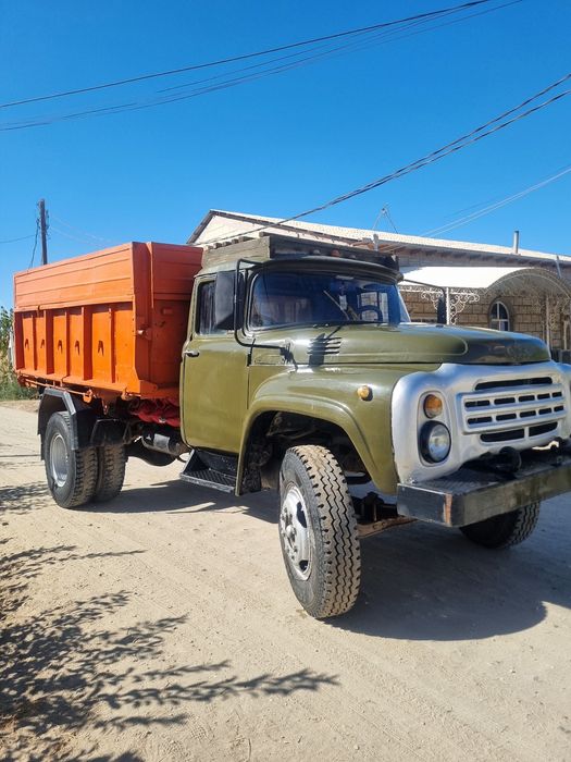 Zil 130 sotiladi