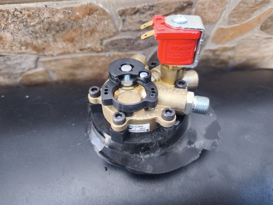 Продавам Газова бутилка със сонда 80 литра