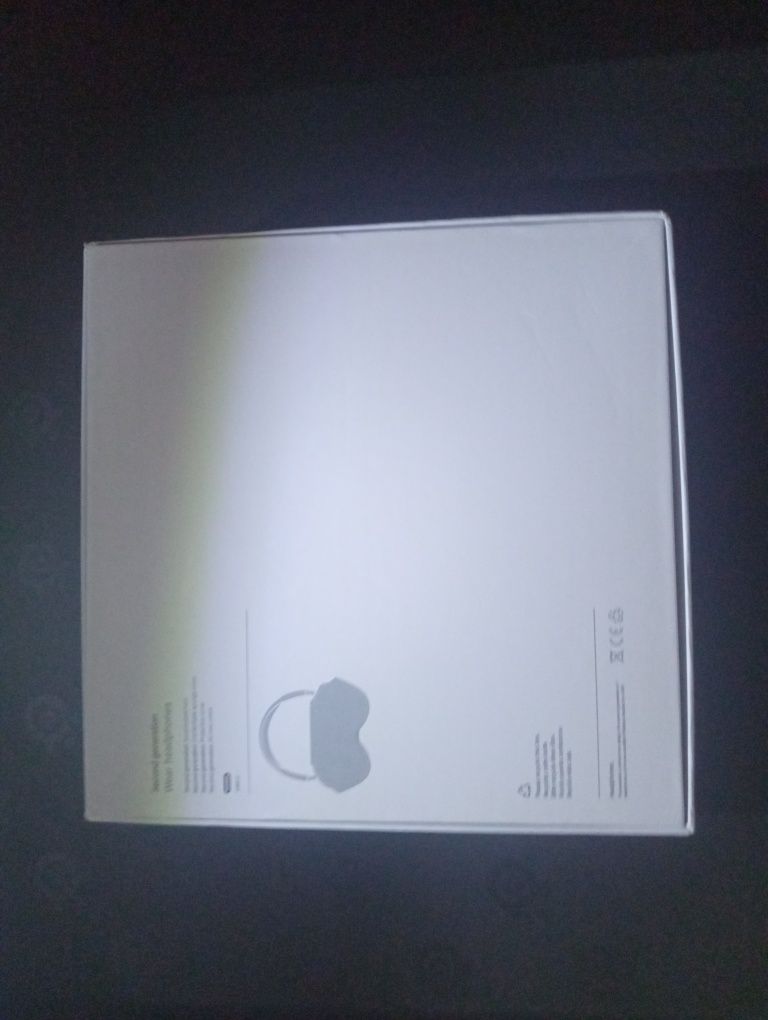 AirPods Max Apple