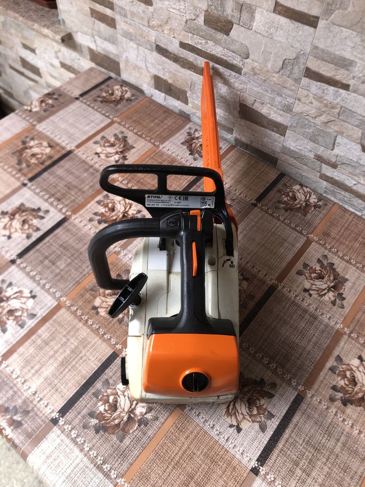 Трион верижен бензинов Stihl MS 201 TC-M 1.8 kW, 2.41 к.с., 35 см.