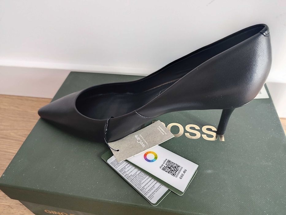 Обувки с ток Gino rossi